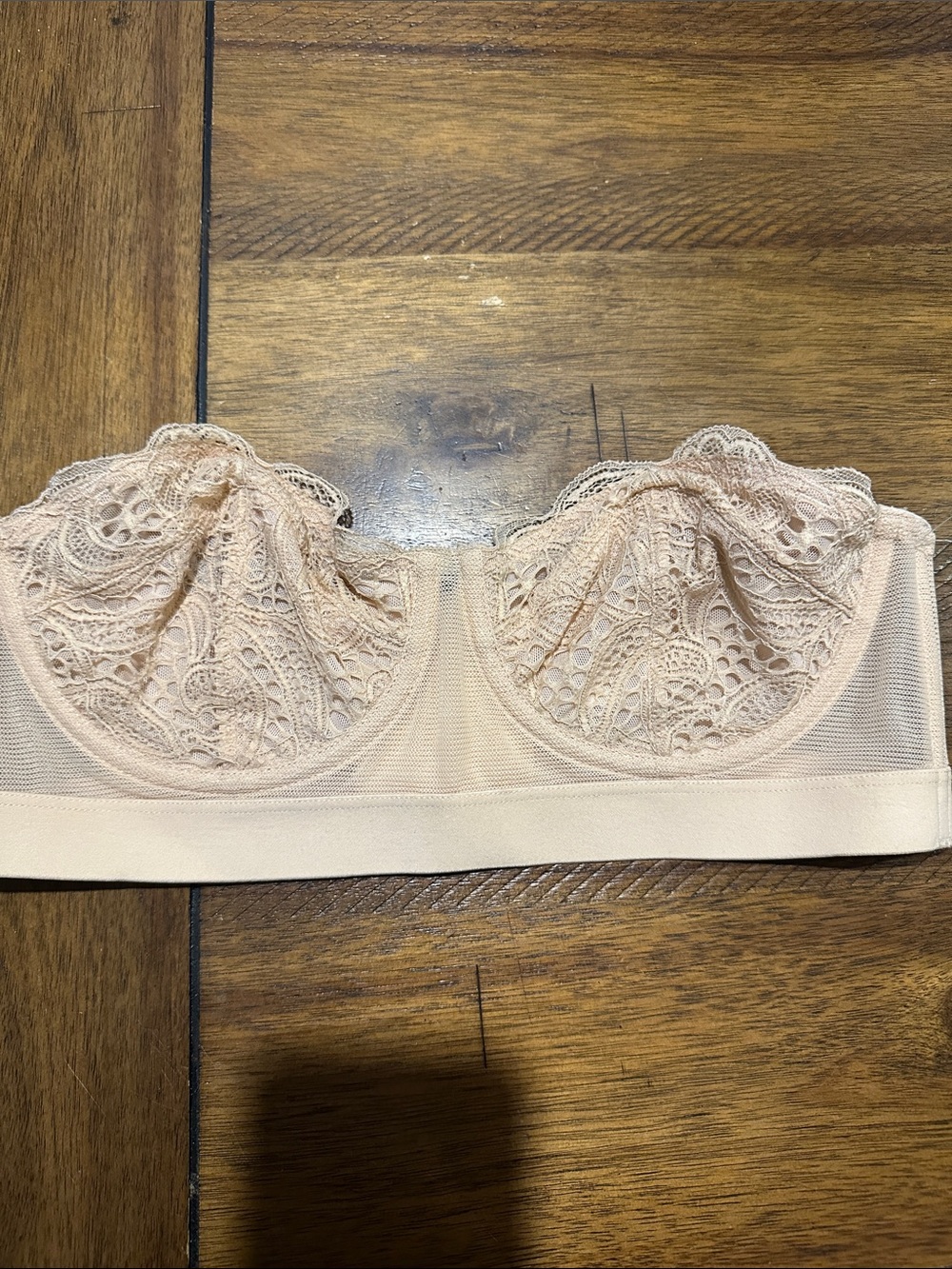 Lively Lace Strapless Bra - Light Beige